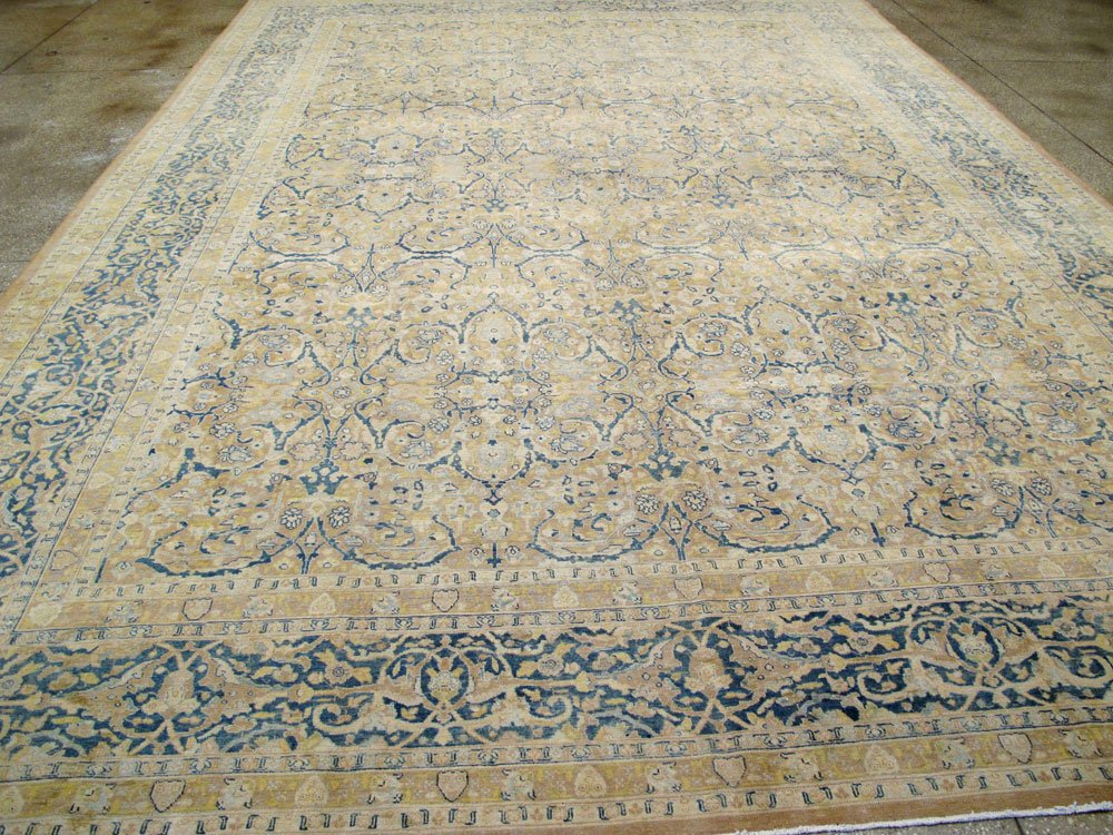 Antique Persian Tabriz Carpet, No.14385 - Staging