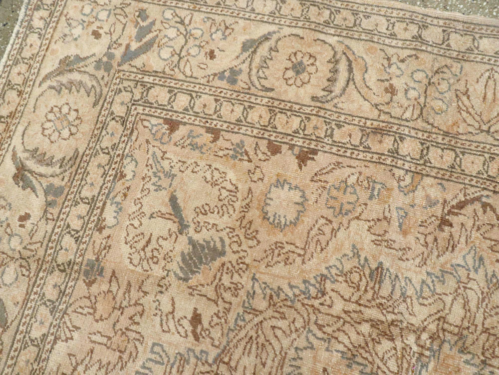 Vintage Turkish Sivas Carpet, No.14404 - Staging