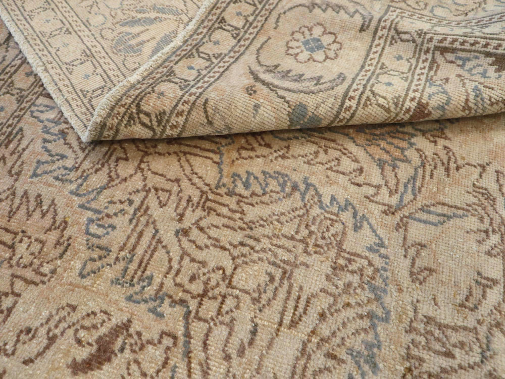 Vintage Turkish Sivas Carpet, No.14404 - Staging