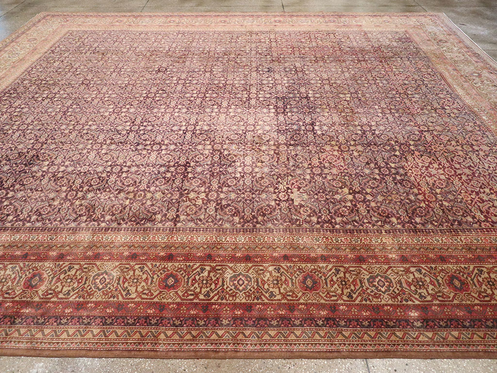 Vintage Indian Lahore Carpet, No.14426 - Staging