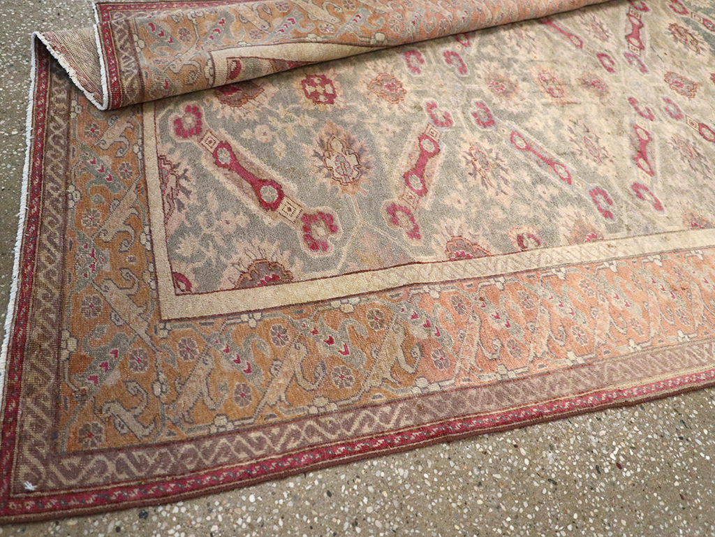 Vintage Turkish Sivas Rug, No.14429 - Staging