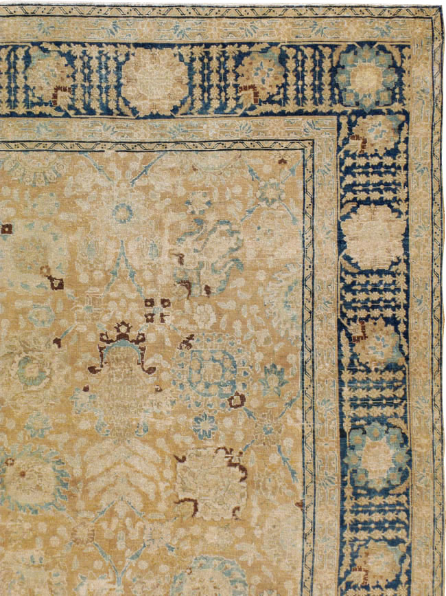 Antique Persian Tabriz Carpet, No.14432 - Staging