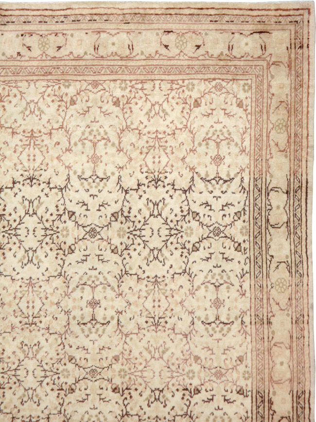 Vintage Turkish Sivas Carpet, No.14474 - Staging