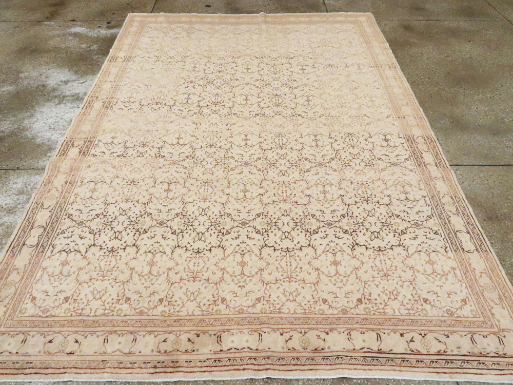 Vintage Turkish Sivas Carpet, No.14474 - Staging