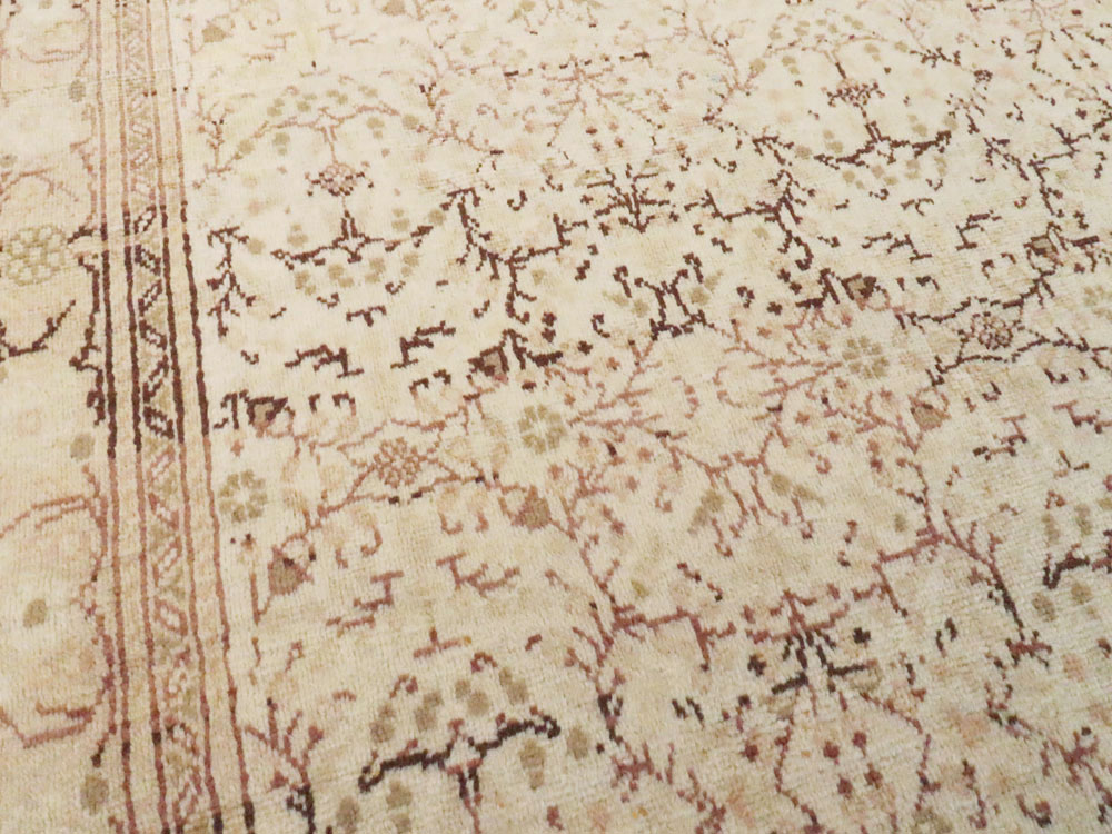 Vintage Turkish Sivas Carpet, No.14474 - Staging