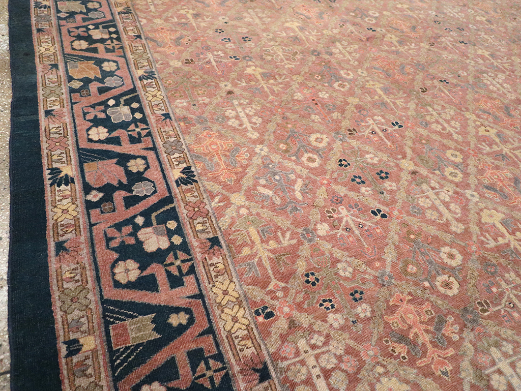Antique Indian Lahore Room Size Carpet, No.14515 - Staging