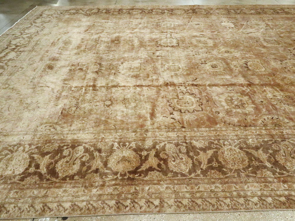 Antique Persian Tabriz Carpet, No.14636 - Staging
