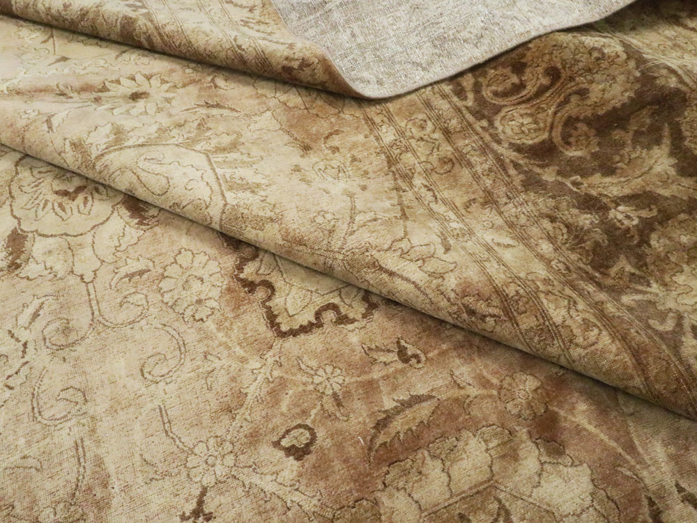 Antique Persian Tabriz Carpet, No.14636 - Staging