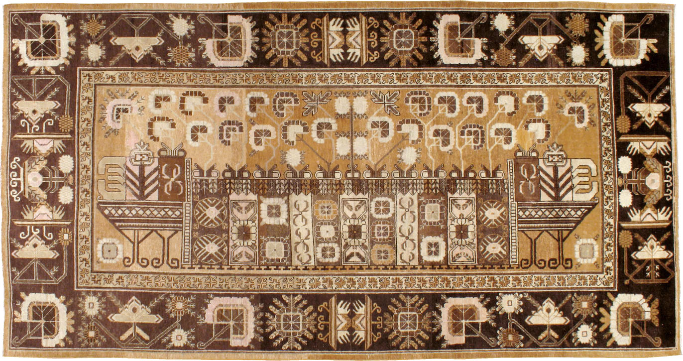 Vintage East Turkestan Khotan Pictorial Carpet, No.14651 - Staging