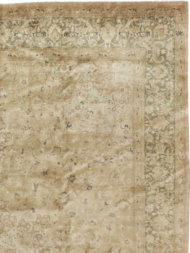 Vintage Persian Tabriz Carpet, No.14669 - Staging
