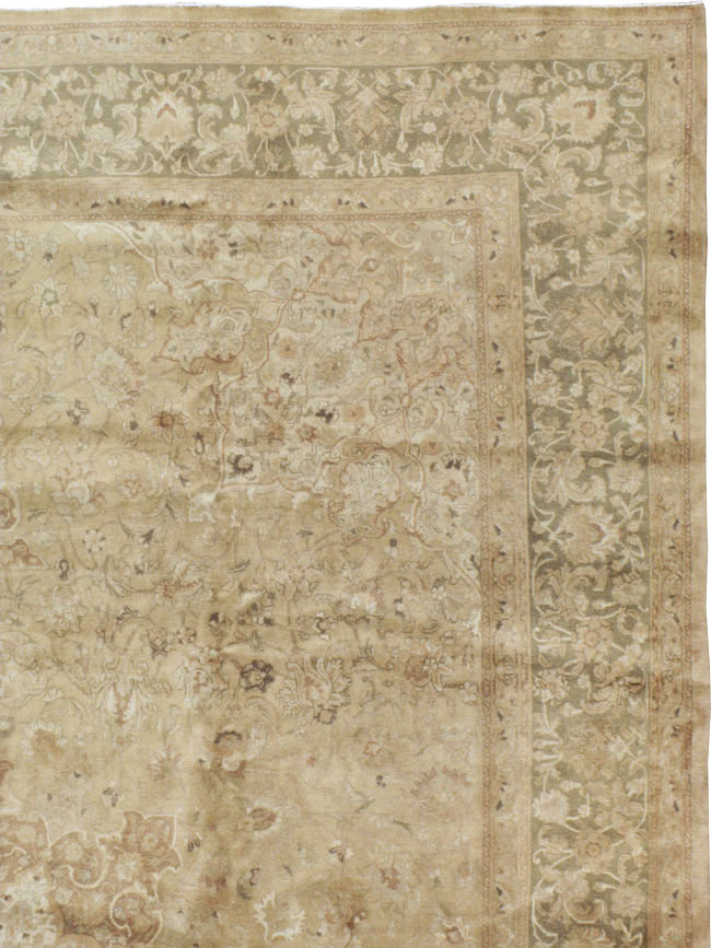Vintage Persian Tabriz Carpet, No.14669 - Staging