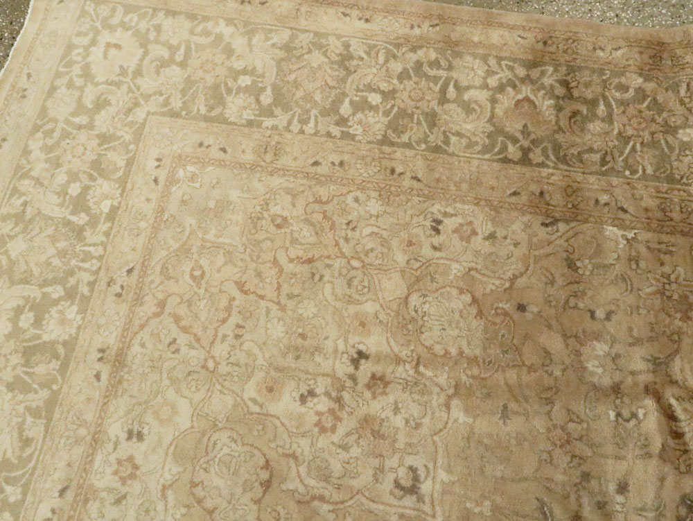 Vintage Persian Tabriz Carpet, No.14669 - Staging