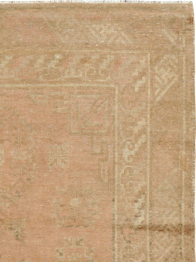 Vintage East Turkestan Khotan Rug, No.14671 - Staging