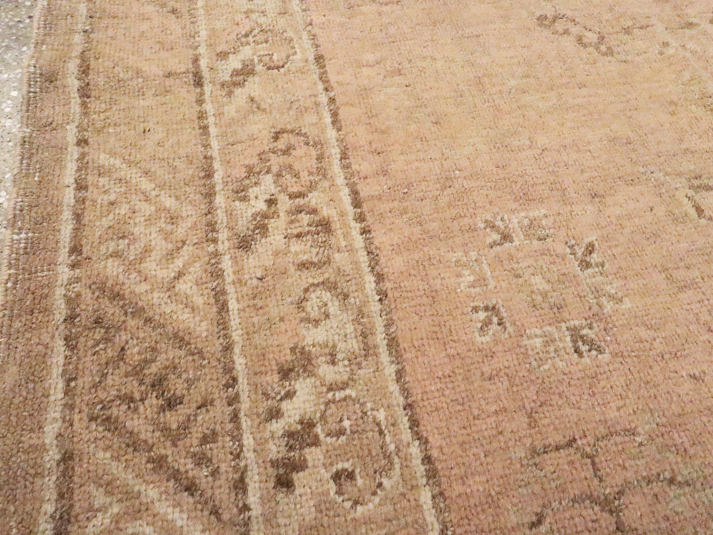 Vintage East Turkestan Khotan Rug, No.14671 - Staging