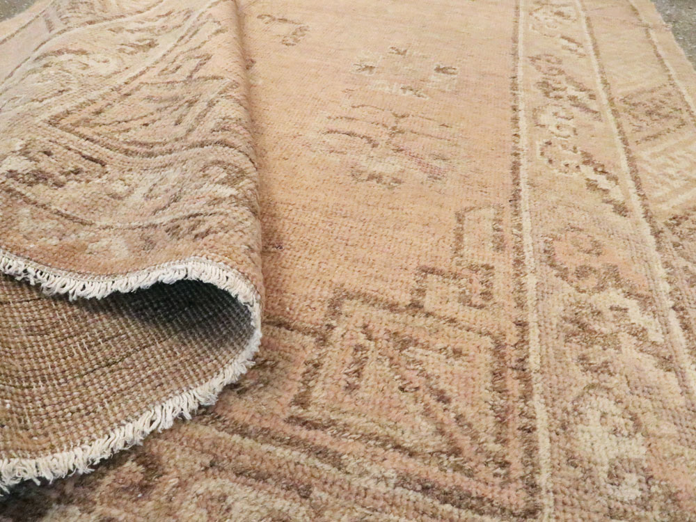 Vintage East Turkestan Khotan Rug, No.14671 - Staging