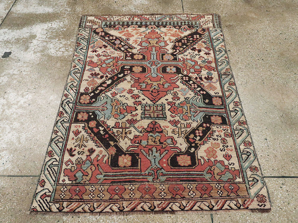 Antique Caucasian ZeyKhor Rug, No.14710 - Staging