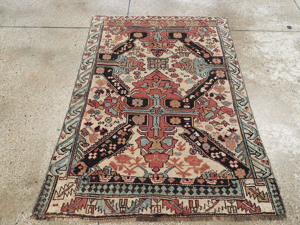 Antique Caucasian ZeyKhor Rug, No.14710 - Staging