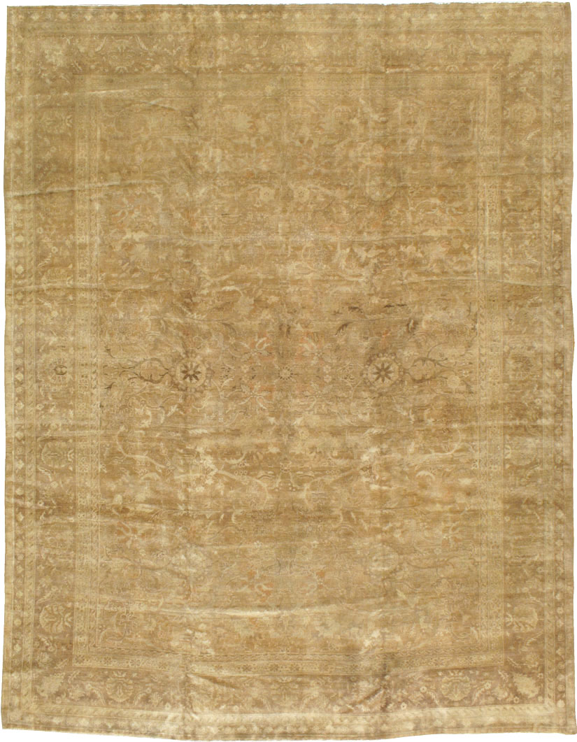 Vintage Indian Agra Carpet, No.14743 - Staging