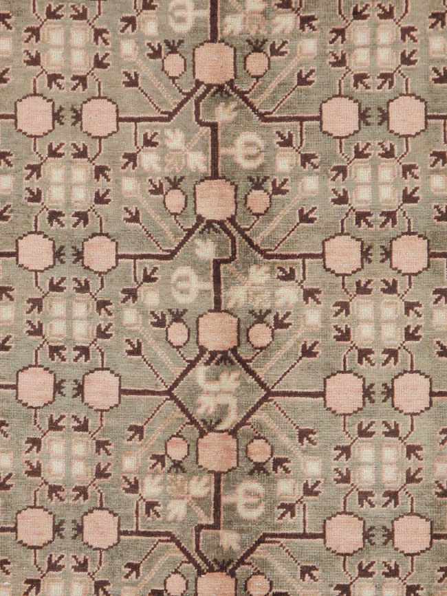 Vintage East Turkestan Khotan Carpet, No.14761 - Staging