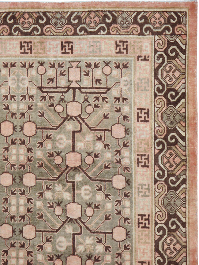 Vintage East Turkestan Khotan Carpet, No.14761 - Staging