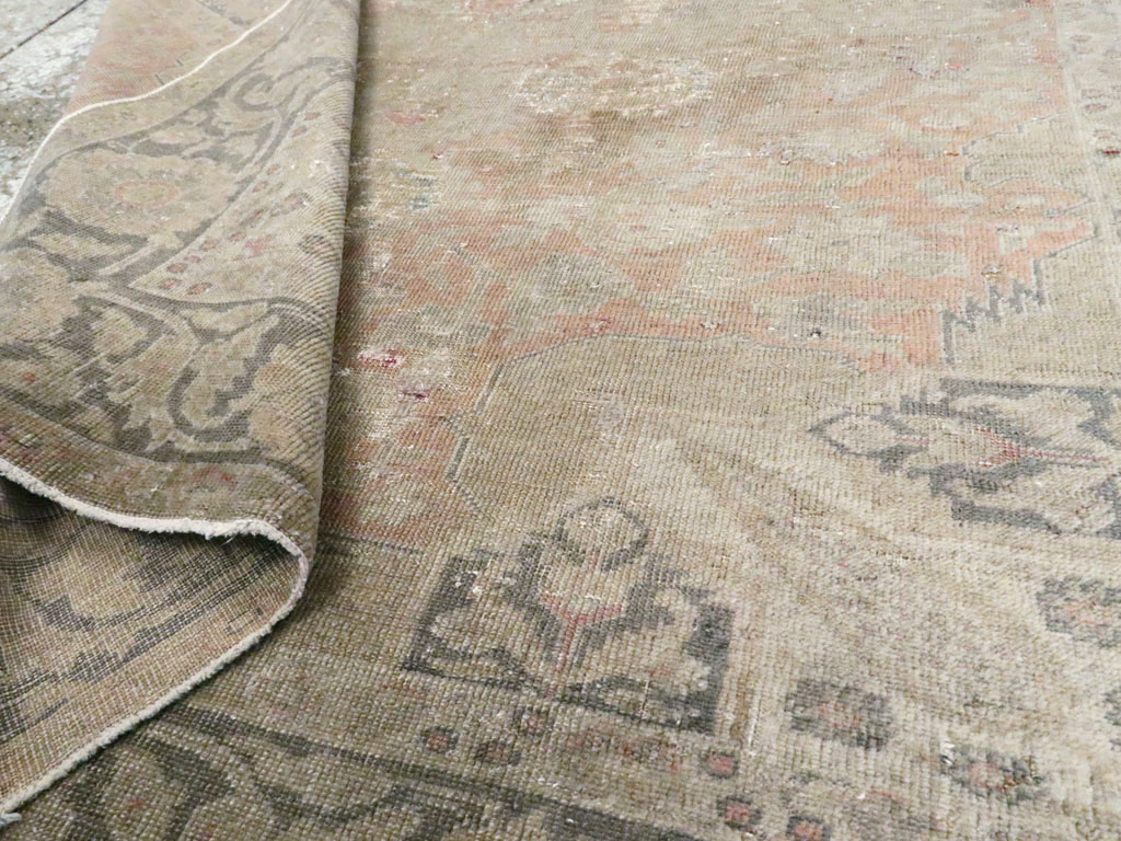 Vintage Turkish Sivas Distressed Rug, No.14763 - Staging