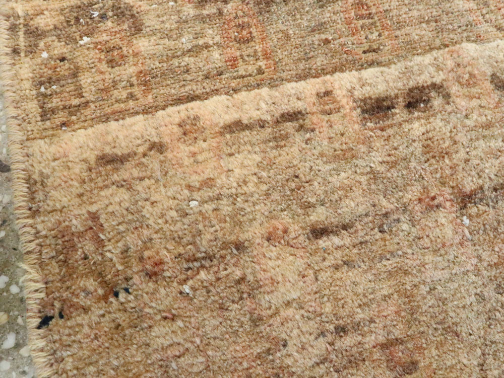 Antique Persian Malayer Rug, No.14776 - Staging