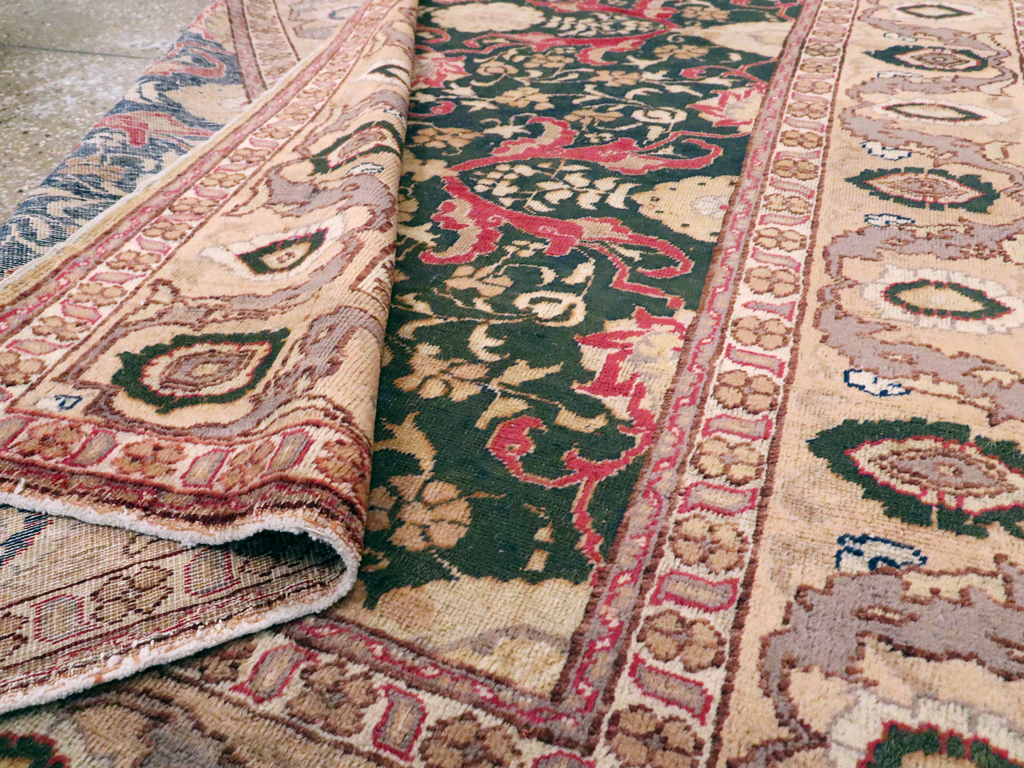 Vintage Turkish Sivas Rug, No.14815 - Staging