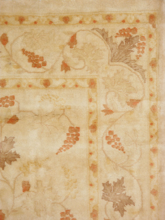 Antique Spanish Savonnerie Carpet, No.14816 - Staging