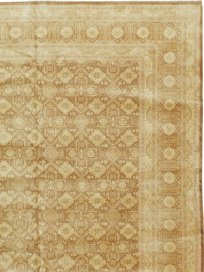 Vintage Persian Tabriz Carpet, No.14841 - Staging