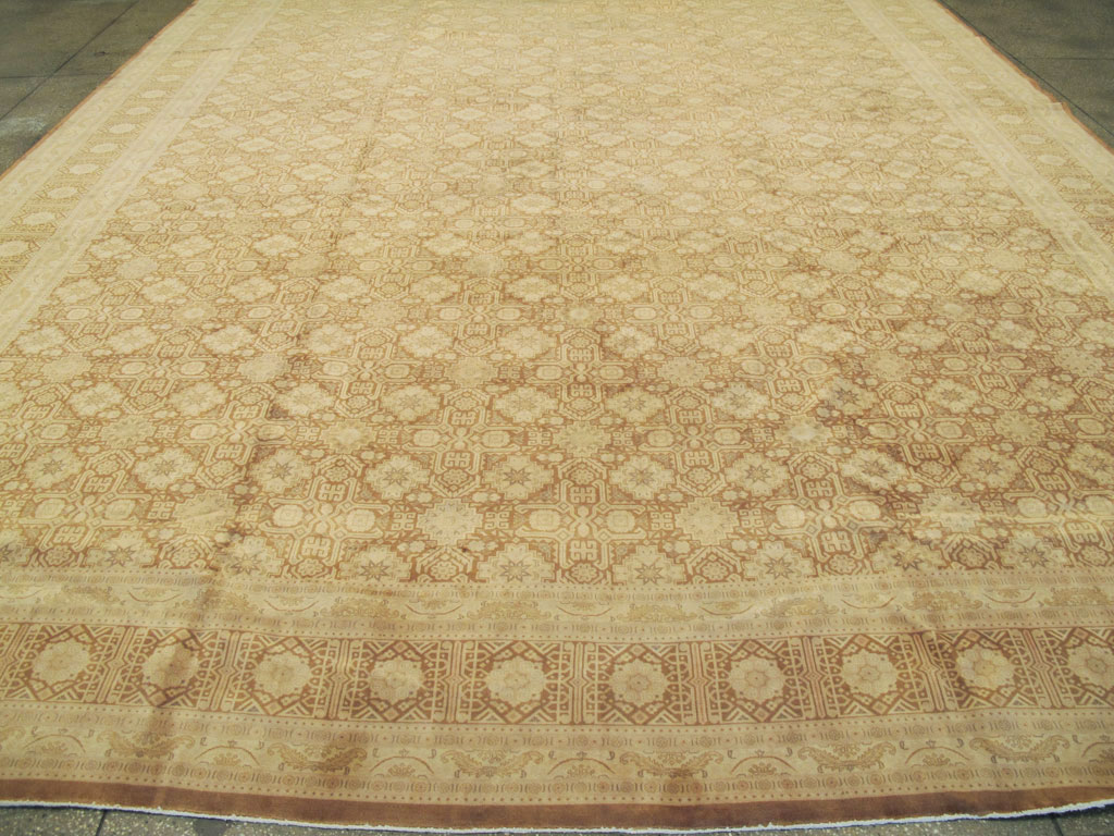 Vintage Persian Tabriz Carpet, No.14841 - Staging