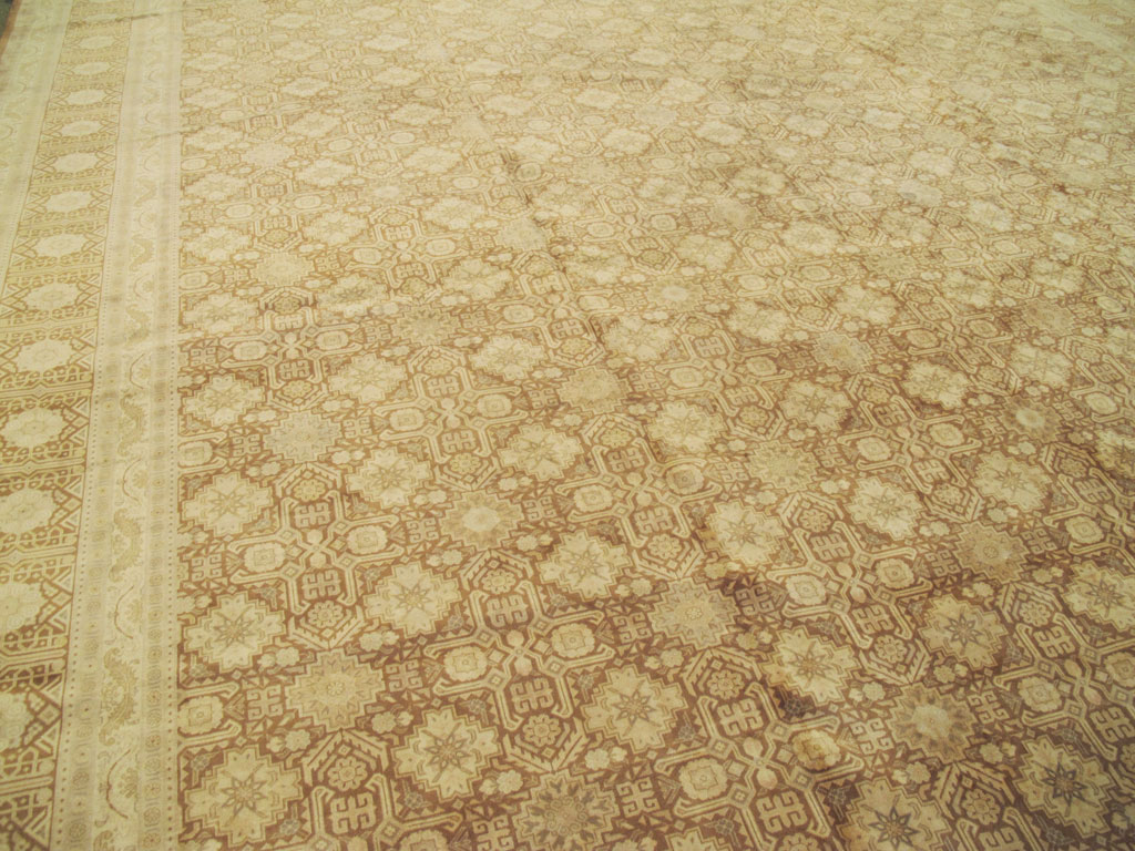 Vintage Persian Tabriz Carpet, No.14841 - Staging