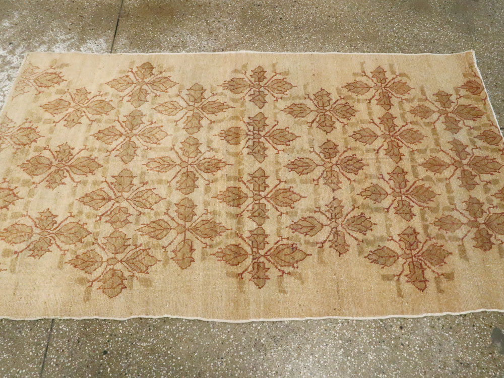 Vintage Turkish Anatolian Rug, No.14924 - Staging