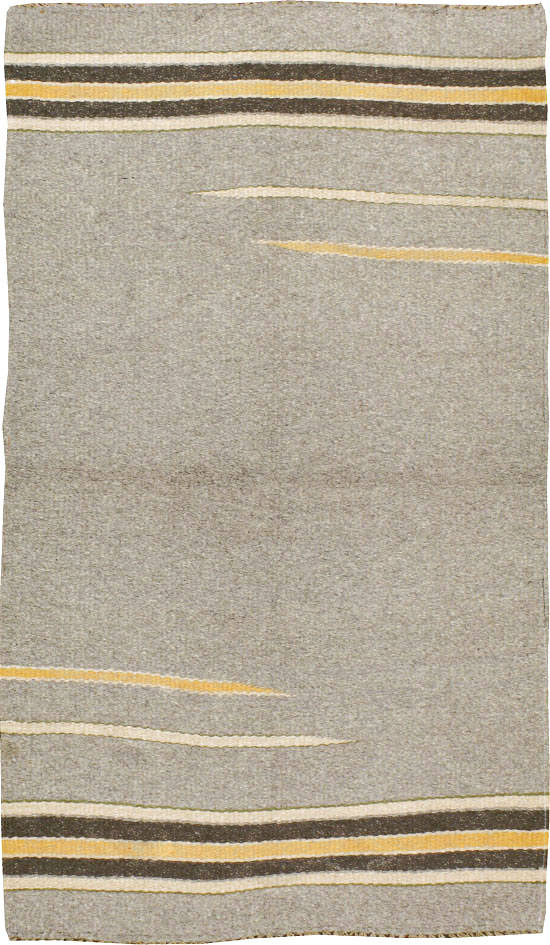 Vintage European Flatweave Kilim Throw Rug, No.14949 - Staging