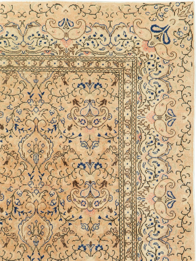 Vintage Turkish Sivas Carpet, No.14952 - Staging