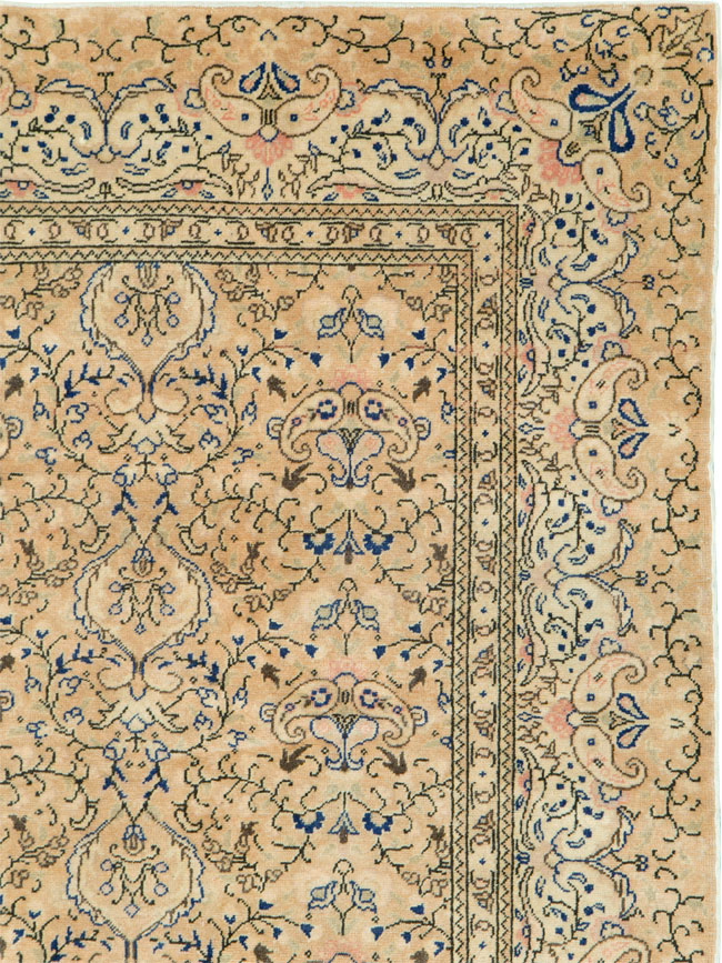 Vintage Turkish Sivas Carpet, No.14952 - Staging