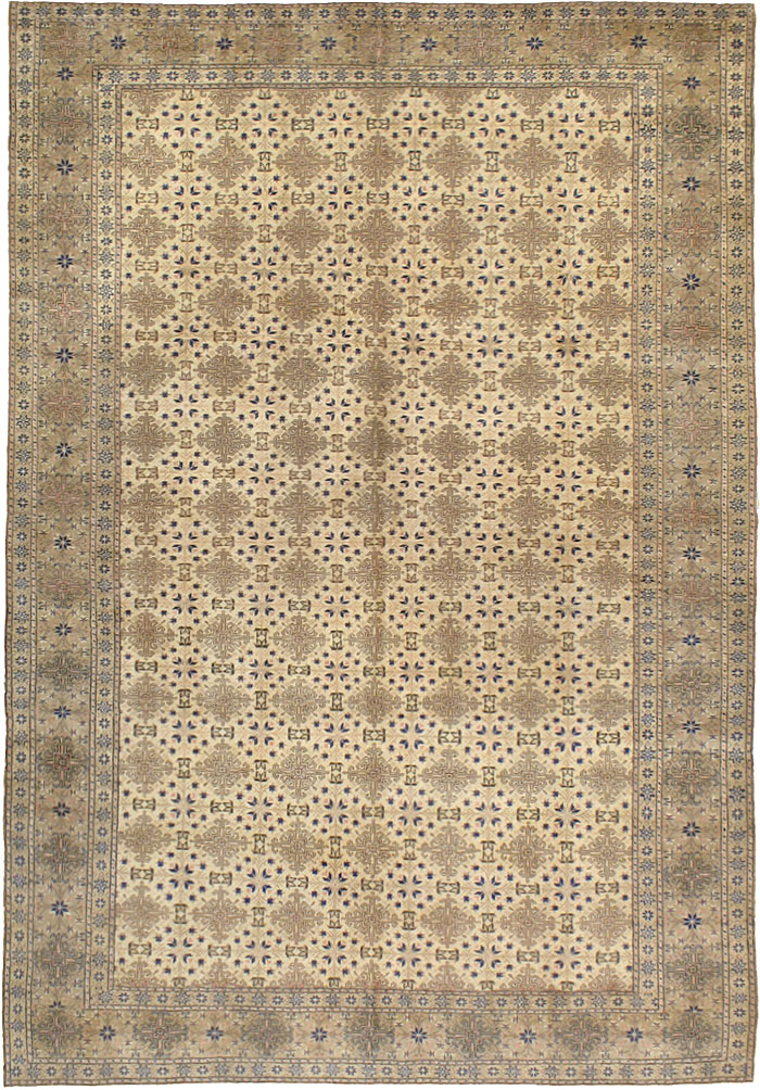 Vintage Turkish Sivas Carpet, No.14959 - Staging