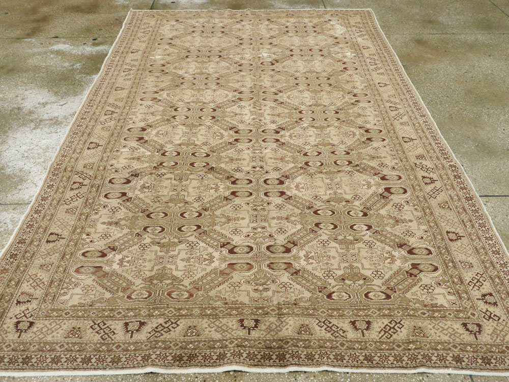 Vintage Turkish Sivas Carpet, No.14963 - Staging