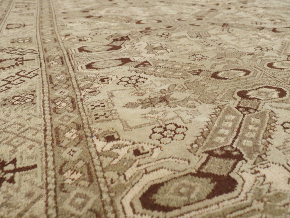 Vintage Turkish Sivas Carpet, No.14963 - Staging