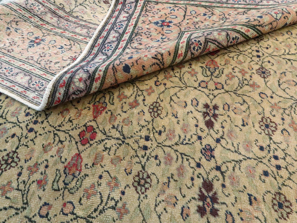 Vintage Turkish Sivas Carpet, No.14965 - Staging