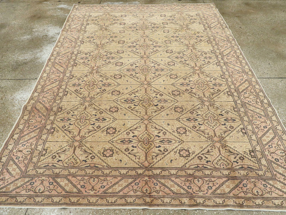 Vintage Turkish Sivas Carpet, No.14966 - Staging