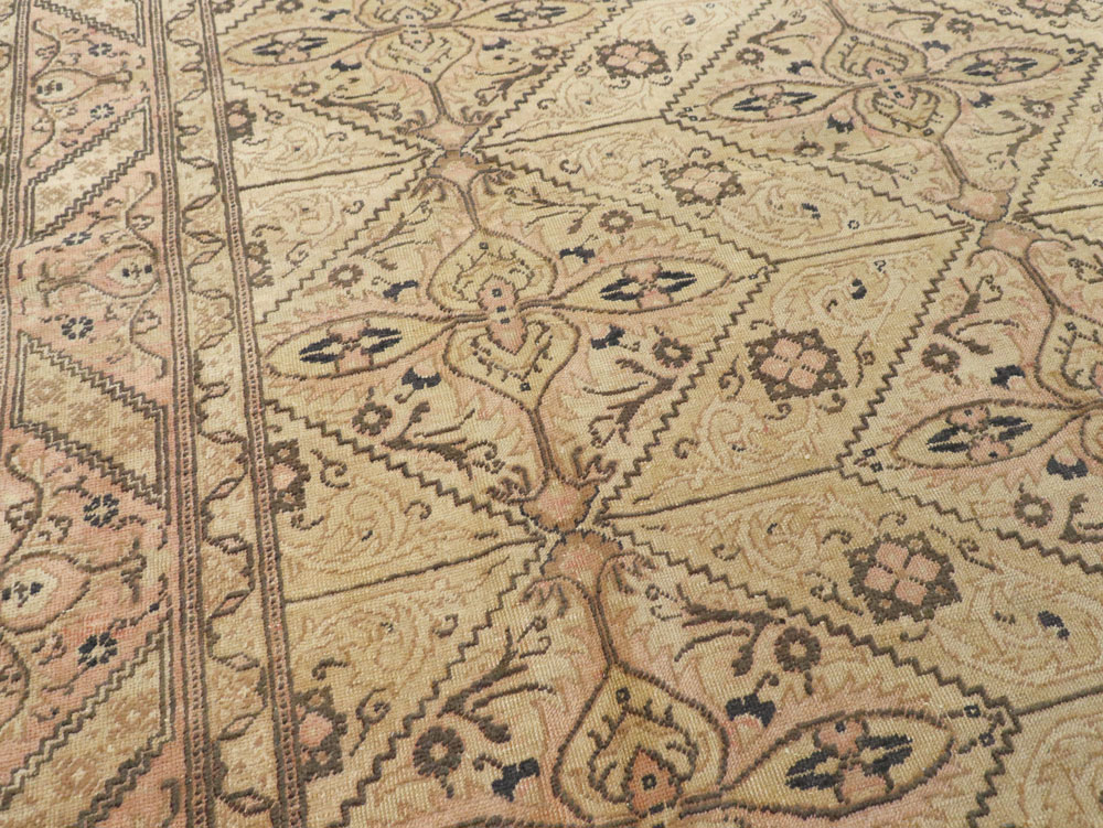 Vintage Turkish Sivas Carpet, No.14966 - Staging