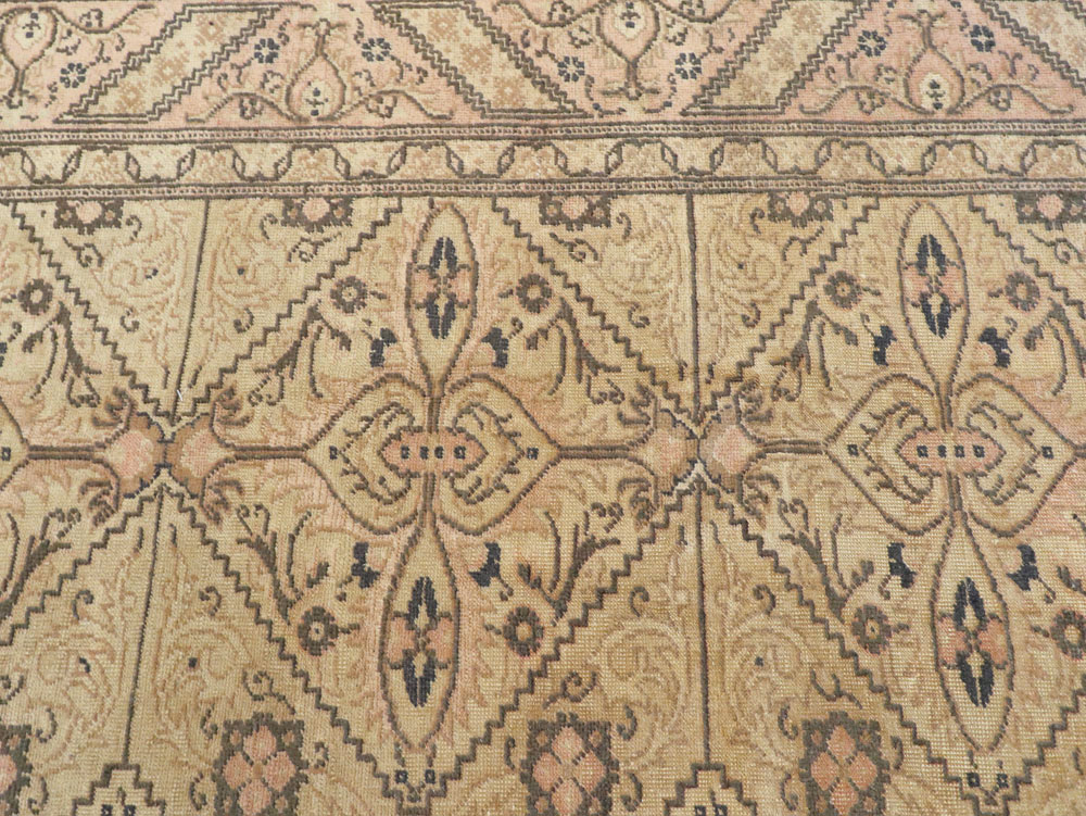 Vintage Turkish Sivas Carpet, No.14966 - Staging