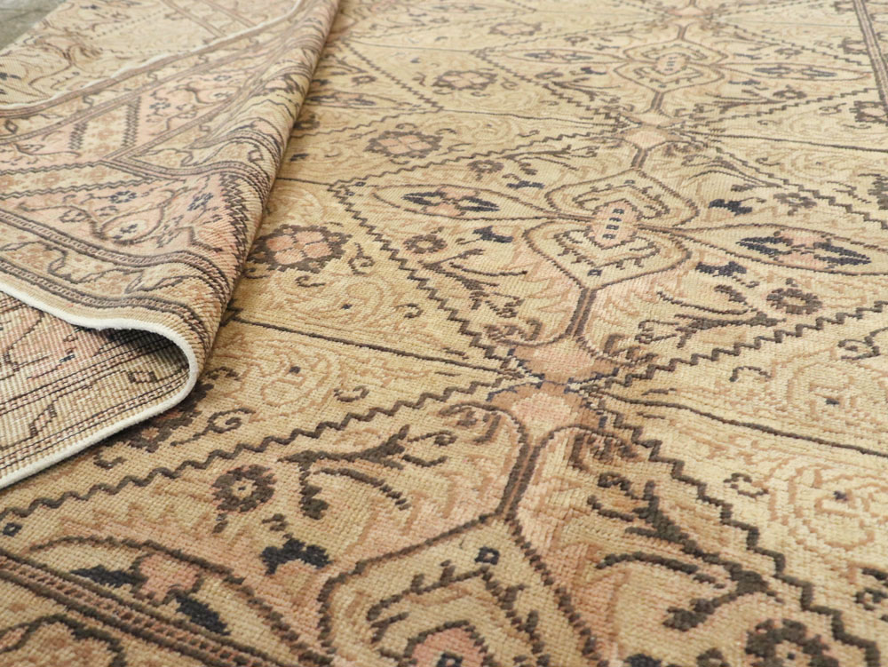 Vintage Turkish Sivas Carpet, No.14966 - Staging