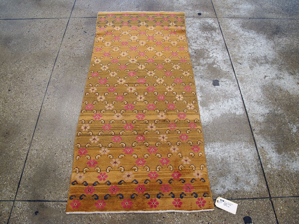 Vintage Turkish Anatolian Rug, No.14987 - Staging