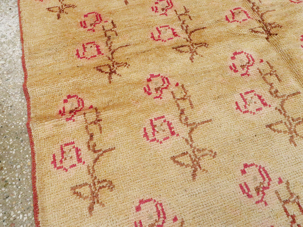 Vintage Turkish Anatolian Rug, No.15000 - Staging