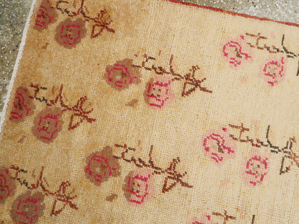 Vintage Turkish Anatolian Rug, No.15000 - Staging