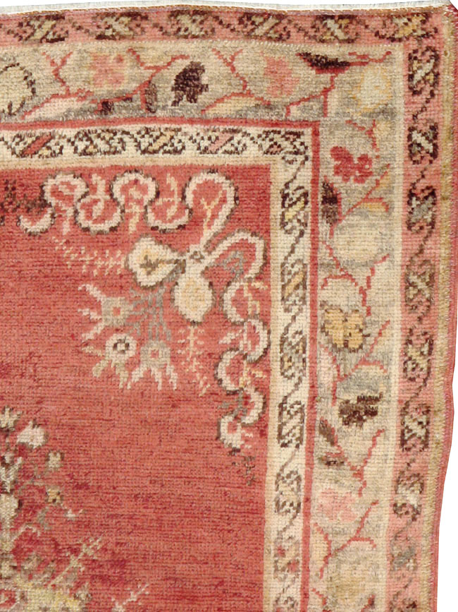 Antique  Turkish Oushak Rug, No.15013 - Staging
