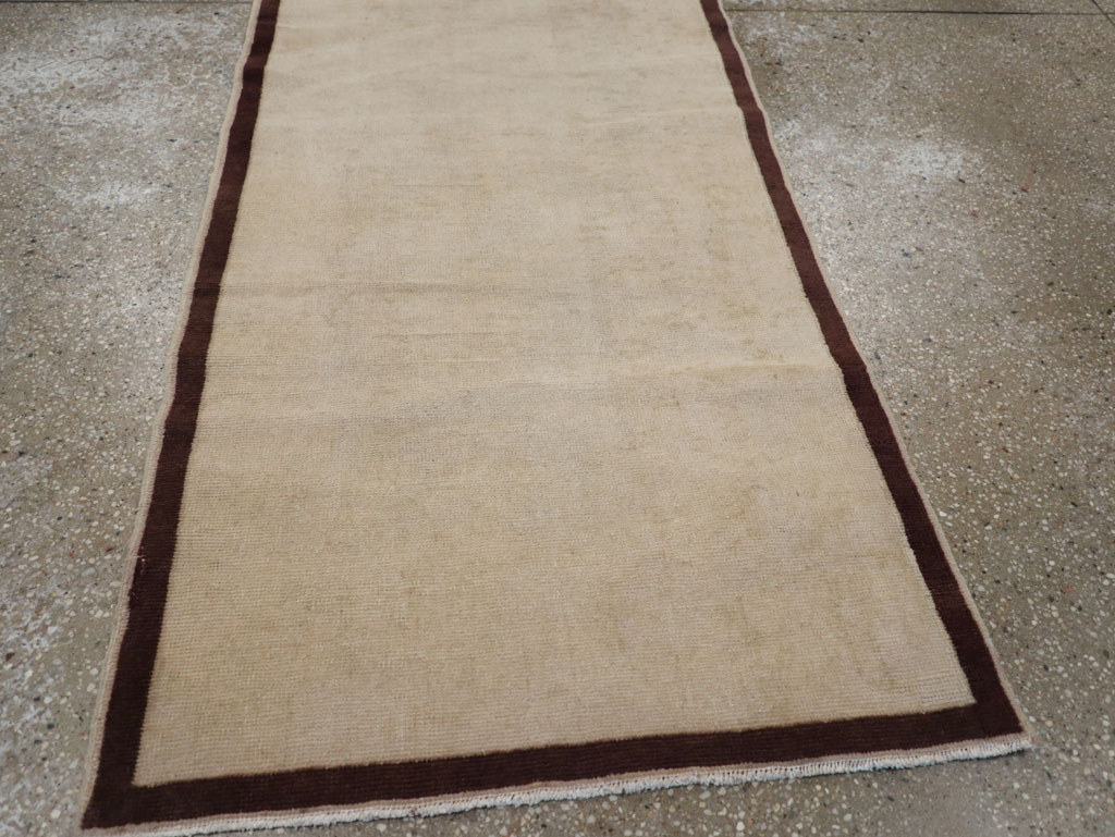 Vintage Turkish Anatolian Throw Rug, No.15026 - Staging