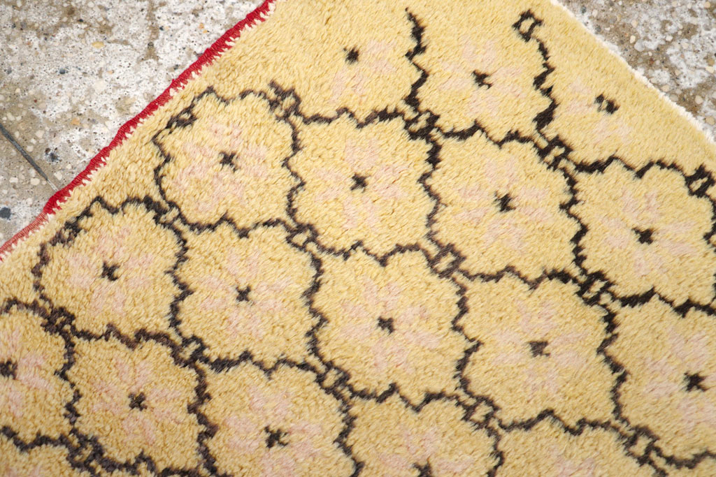 Vintage Turkish Anatolian Throw Rug, No.15028 - Staging