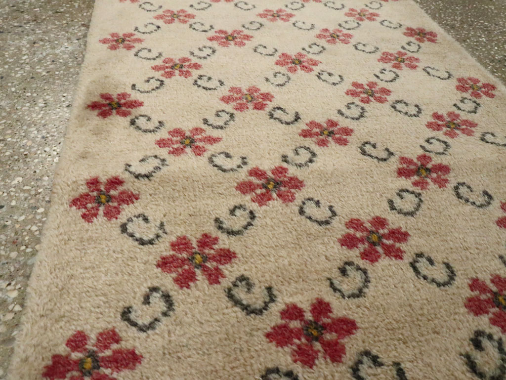 Vintage Turkish Anatolian Runner, No.15032 - Staging
